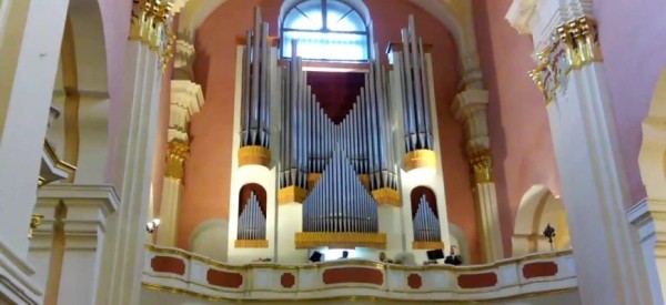 В Софийском соборе прошел сольный концерт воспитанников и учителей ДШИ №1 Новополоцка