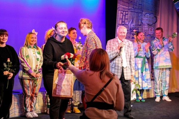 «Каля-Маля» і адкрыццё 37 сезону «Лялькі» «Каля-Маля» і адкрыццё 37 сезону «Лялькі»