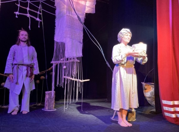 «Кацёл з каменьчыкамі» Уладзіміра Караткевіча – прэм’ера і дэбют у Тэатры «Лялька»