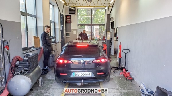 Белорус открыл вторую СТО в Варшаве, чтобы привлечь польских водителей. Получилось? Белорус открыл вторую СТО в Варшаве, чтобы привлечь польских водителей. Получилось?