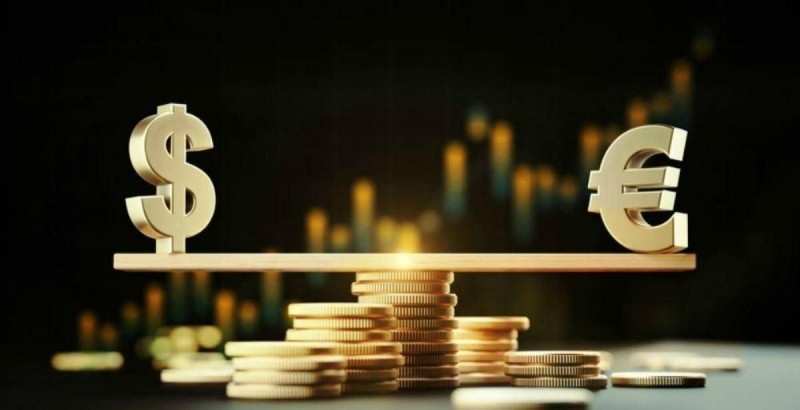 
												Обвал рубля и кризис зависимости: в какой валюте хранить сбережения, стоит ли инвестировать в недвижимость и перекладываться в юань?
											