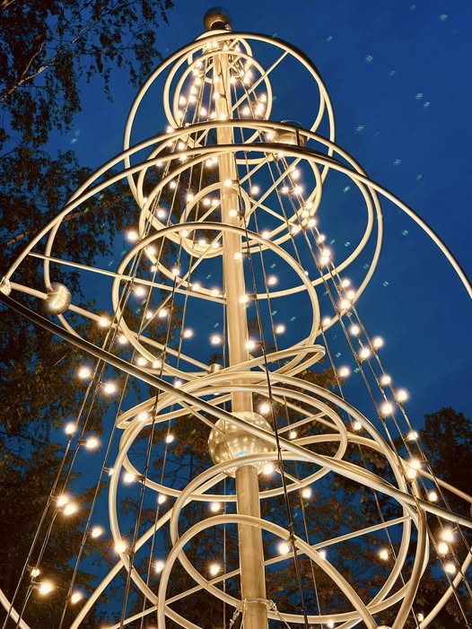 
												Новогодний праздник «Новогодний калейдоскоп» пройдет в Студенческом сквере в Витебске
											